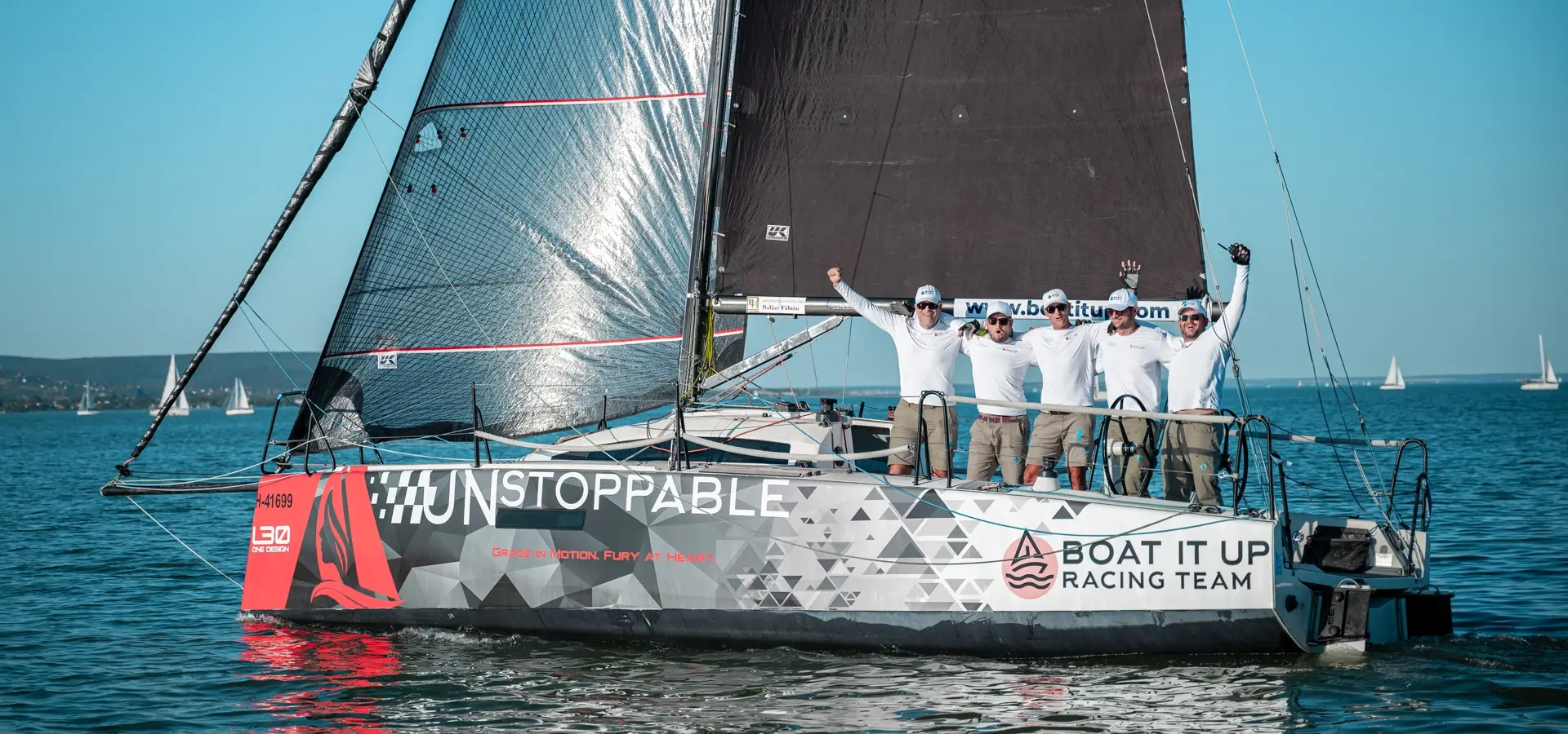 Pridajte sa k BOAT IT UP racing team a nasadnite na palubu našej pretekárskej L30 lode